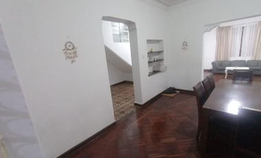 VENTA DE CASA COMO TERRENO EN SAN ANTONIO MIRAFLORES