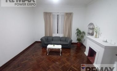 VENTA DE CASA COMO TERRENO EN SAN ANTONIO MIRAFLORES