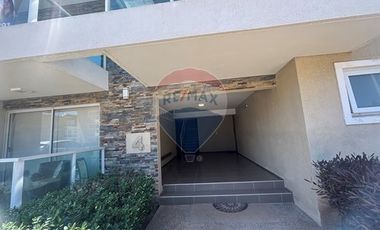 ¡Tu Refugio Costero en Algarrobo!