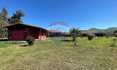 Tranquilidad y Espacio en Santa Elena, Colina
