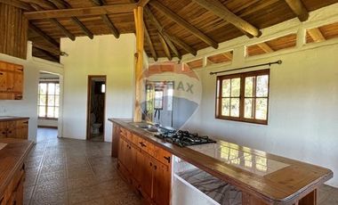 Tranquilidad y Espacio en Santa Elena, Colina