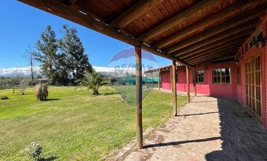 Tranquilidad y Espacio en Santa Elena, Colina