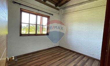 Tranquilidad y Espacio en Santa Elena, Colina