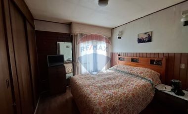 SE VENDE TERRENO CON 2 CASAS, P. DREVES