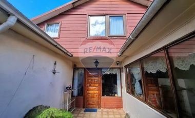SE VENDE TERRENO CON 2 CASAS, P. DREVES