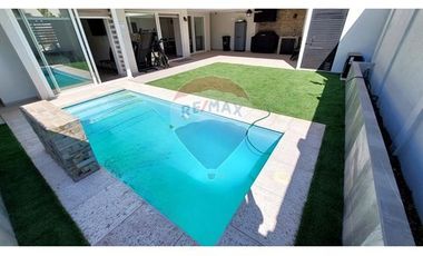 2 Pisos de 3D y 4B - Con Piscina