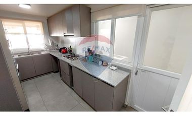 2 Pisos de 3D y 4B - Con Piscina