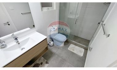 2 Pisos de 3D y 4B - Con Piscina