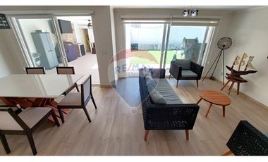 2 Pisos de 3D y 4B - Con Piscina