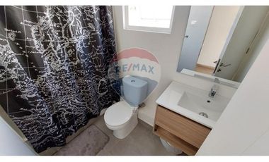 2 Pisos de 3D y 4B - Con Piscina