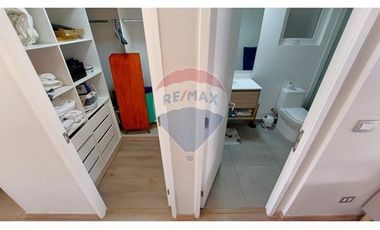 2 Pisos de 3D y 4B - Con Piscina