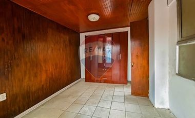 ¡Encantadora casa en El Bosque 3D+1B+1E!