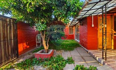 ¡Encantadora casa en El Bosque 3D+1B+1E!