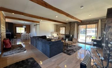 Venta Complejo de Cabañas entre Pucon y Villarrica