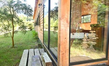 Refugio de Madera y Naturaleza en Lago Ranco