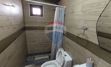 Inversión costera: dos casas con vista