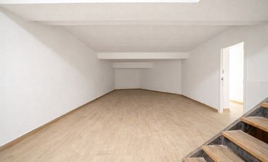 Oportunidad: local remodelado Bustamante