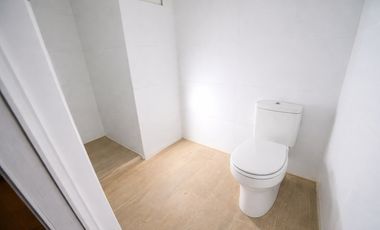 Oportunidad: local remodelado Bustamante