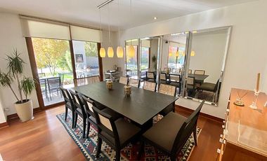 MARAVILLOSA CASA EN EXCLUSIVO CONDOMINIO. COD. 092