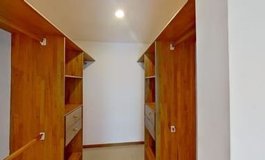 Se vende apartamento en Sabaneta, Unidad Residencial Ruiseñor. Area 111m2
