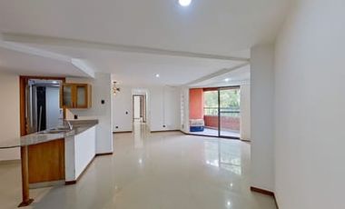 Se vende apartamento en Sabaneta, Unidad Residencial Ruiseñor. Area 111m2
