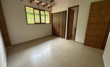 CASA EN ARRIENDO UBICADA EN ENVIGADO SECTOR LAS ANTILLAS