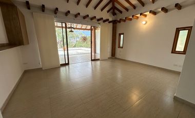 CASA EN ARRIENDO UBICADA EN ENVIGADO SECTOR LAS ANTILLAS