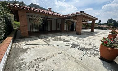 CASA EN ARRIENDO UBICADA EN ENVIGADO SECTOR LAS ANTILLAS