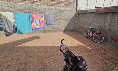 J L SANFUENTES/ ECUADOR