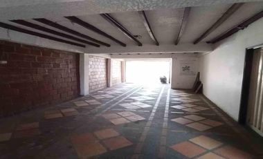 EDIFICIO EN ARRIENDO EN VILLAMARIA/CALDAS