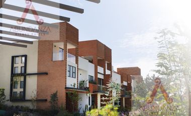 CASA NUEVA VENTA PRIVADA 15 CASAS CERCA DE UVM METEPEC