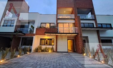 CASA NUEVA VENTA PRIVADA 15 CASAS CERCA DE UVM METEPEC