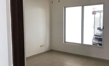 CASA EN RENTA MONTEBELLO 