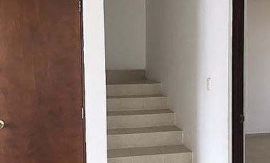 CASA EN RENTA MONTEBELLO 