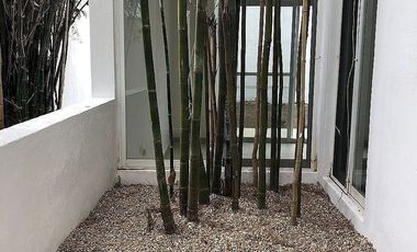 CASA EN RENTA MONTEBELLO 