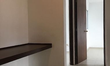 CASA EN RENTA MONTEBELLO 