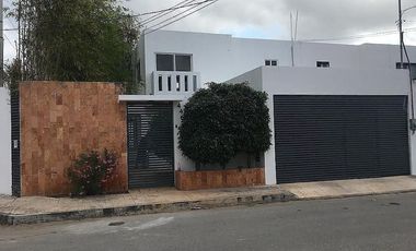 CASA EN RENTA MONTEBELLO 