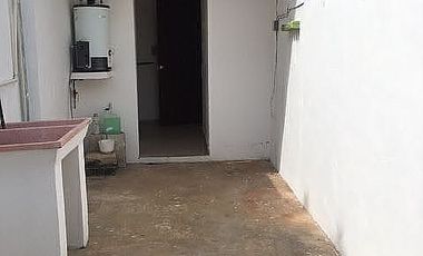 CASA EN RENTA MONTEBELLO 