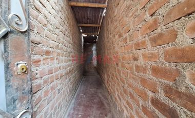 Casa Como Terreno En San Hilarion, San Juan De Lurigancho