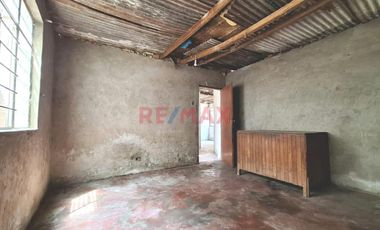 Casa Como Terreno En San Hilarion, San Juan De Lurigancho