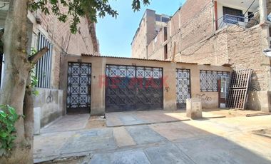 Casa Como Terreno En San Hilarion, San Juan De Lurigancho