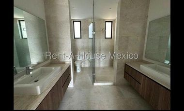 Departamento en Venta en Naucalpan de Juárez, Lomas de Tecamachalco  AM. 25-2637