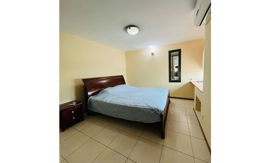 AQLUILO APARTAMENTO EN PUNTA PACIFICA, 3 RECAMARAS, AMOBLADO, 100M2.