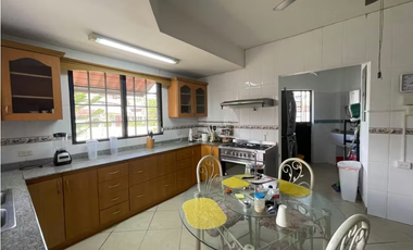 Casa en Alquiler en Altos de panamá | Castilla de Oro