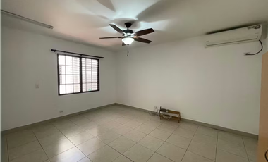 Casa en Alquiler en Altos de panamá | Castilla de Oro