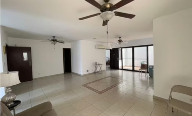 Casa en Alquiler en Altos de panamá | Castilla de Oro