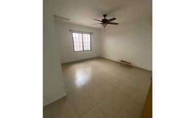 ALQUILO CASA CONDADO DEL REY PANAMA