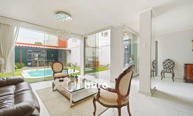 HERMOSA Y MODERNA CASA EN VENTA CON 3 DORM Y PISCINA EN SURCO