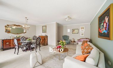 HERMOSA Y MODERNA CASA EN VENTA CON 3 DORM Y PISCINA EN SURCO