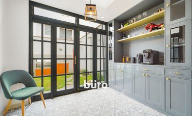 HERMOSA Y MODERNA CASA EN VENTA CON 3 DORM Y PISCINA EN SURCO